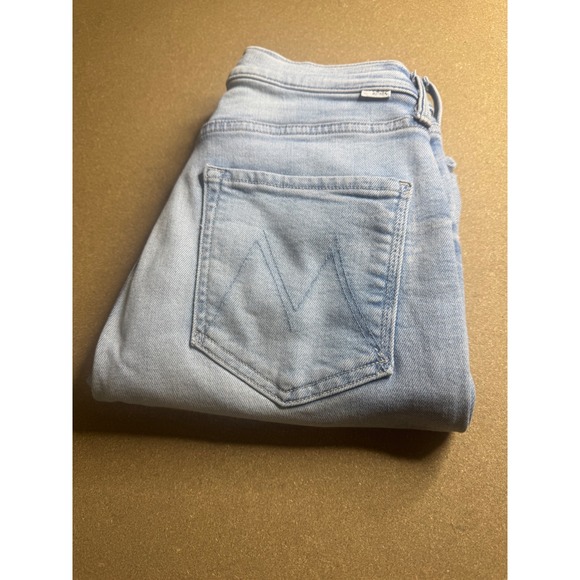MOTHER Denim - Mother The Tripper Ankle Fray Jeans Big Hair Don't Care Light Wash Blue Size 26